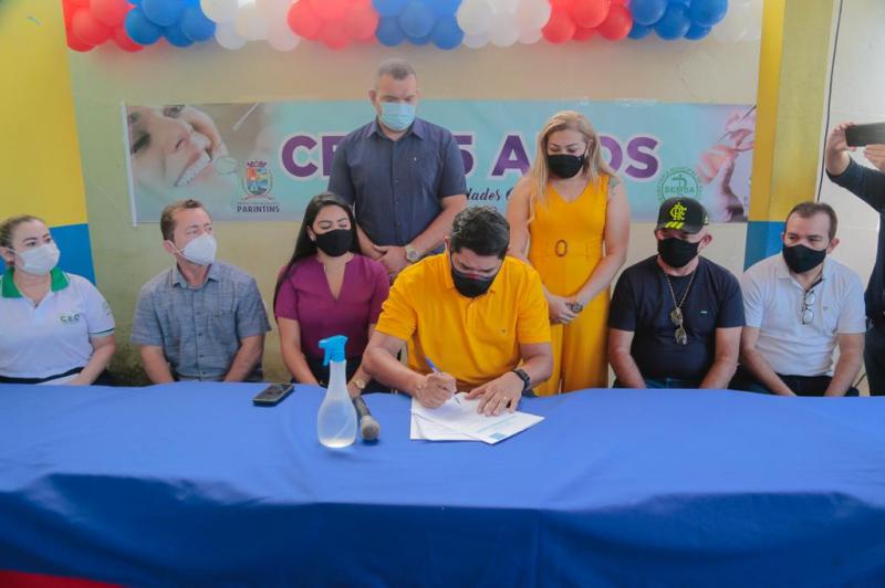 Prefeito Bi Garcia assina adesão ao Selo UNICEF