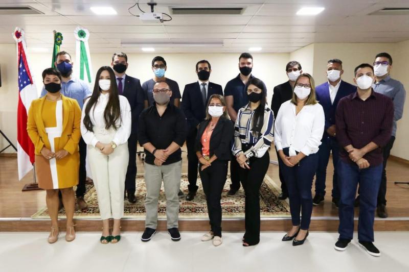 Defensoria Pública do Amazonas dá posse a mais 12 novos servidores aprovados em concurso público