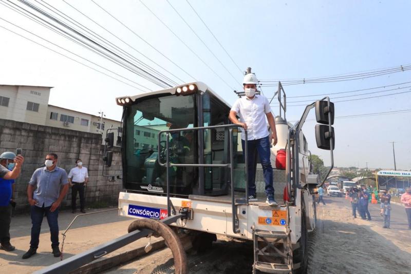 Governador Wilson Lima dá início à reconstrução e modernização da AM-010