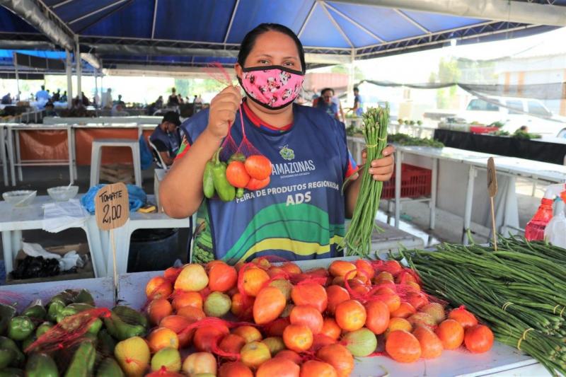 Feira da ADS do Cassam é transferida para o Centro Cultural Povos da Amazônia