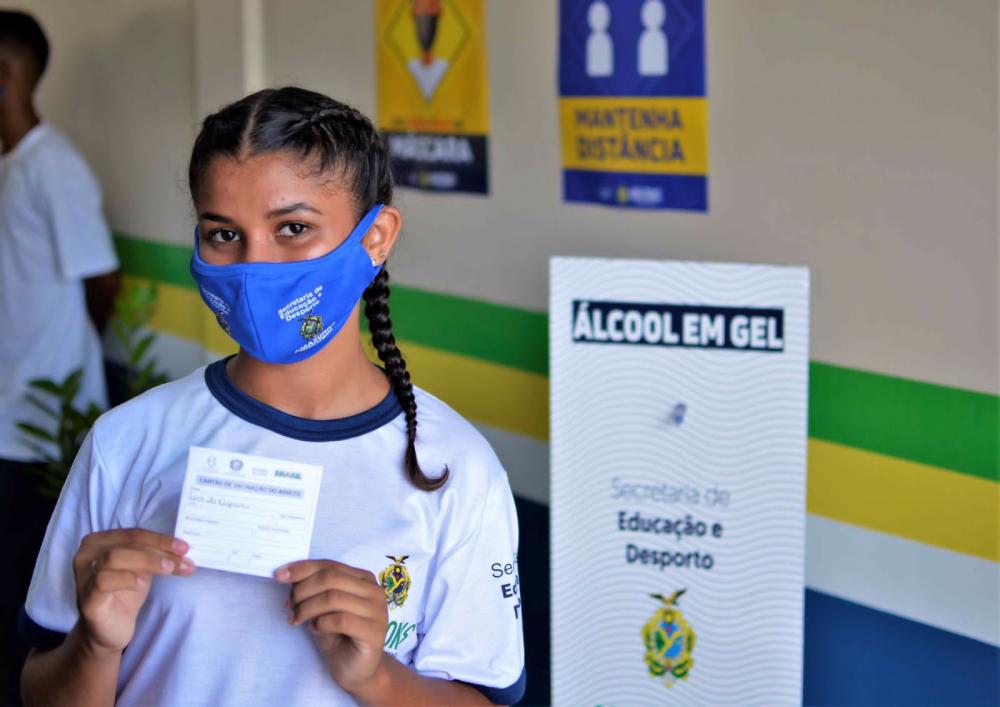 Governo do Amazonas retoma aulas 100% presenciais em 61 municípios do interior