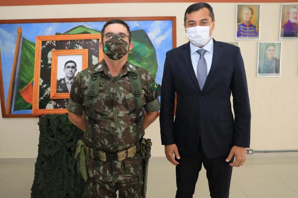 Wilson Lima destaca apoio do Exército no enfrentamento da pandemia de Covid-19, durante troca de comando do CMA Wilson Lima destaca apoio do Exército no enfrentamento da pandemia de Covid-19, durante troca de comando do CMA