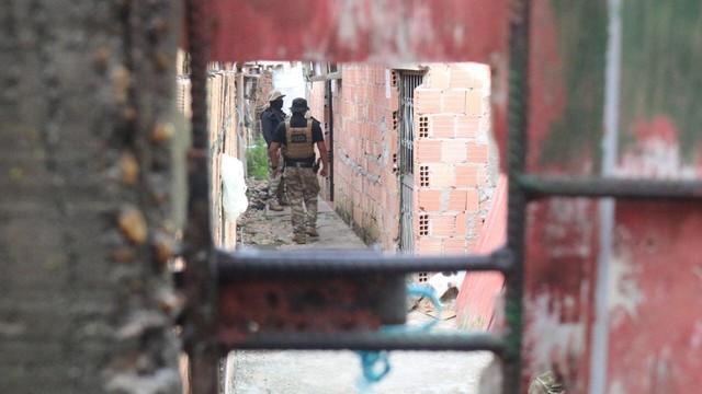 Nove são presos e drogas são apreendidas em operação policial em Manaus e Iranduba