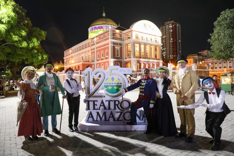 Programação especial celebrou 352 anos de Manaus no Largo de São Sebastião
