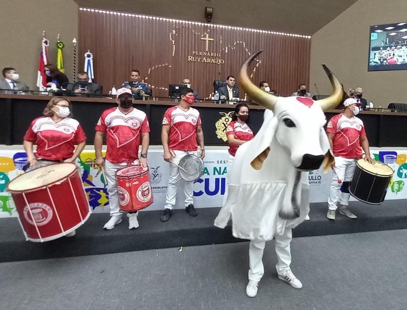 Boi Garantido recebe homenagem no Dia Nacional da Cultura, na Assembleia Legislativa do Amazonas