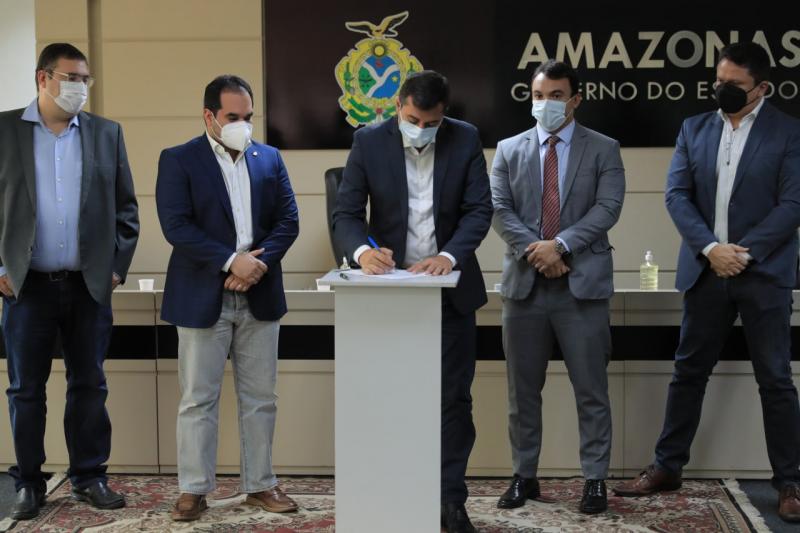 Governador Wilson Lima anuncia criação de câmaras para solução de conflitos entre Estado e cidadãos