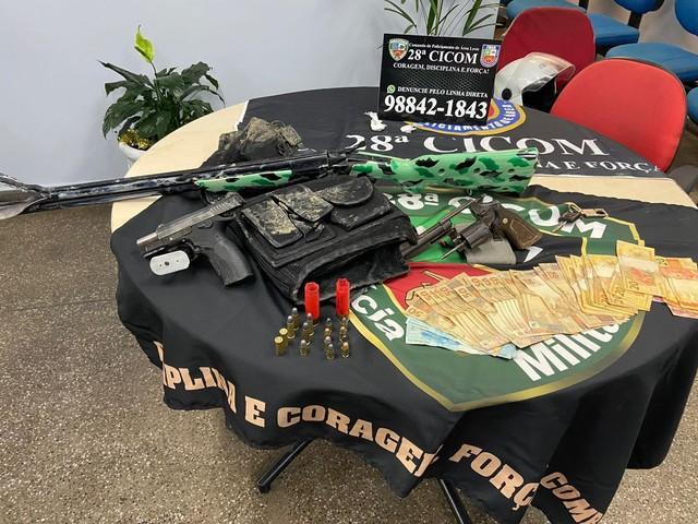 Quatro são presos e um homem é morto em ação policial, em Manaus