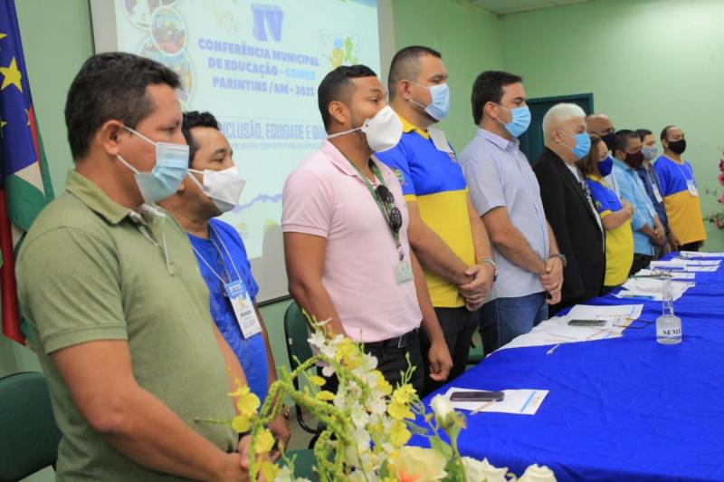 IV Conferência Municipal de Educação de Parintins tem início debatendo o Plano Nacional de Educação
