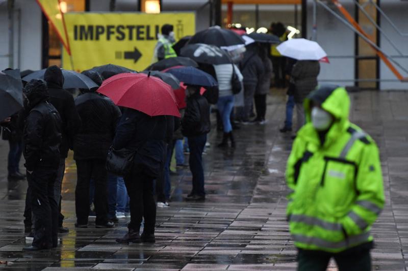 Alemanha tem recorde de mortes por Covid em 24 horas; número é o maior em mais de 10 meses