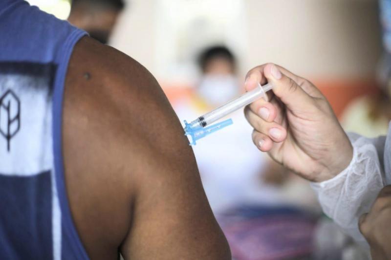 Prefeitura de Parintins prossegue campanha de vacinação contra a Covid-19