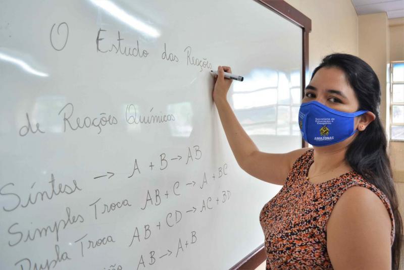 Professores e pedagogos da rede estadual vão receber reajuste de 9,19% no salário de janeiro