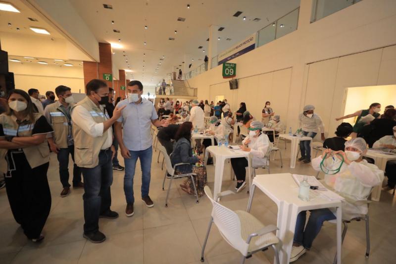 Wilson Lima e David Almeida inauguram Centro de Testagem da Covid-19, com capacidade para atender 10 mil pessoas ao dia