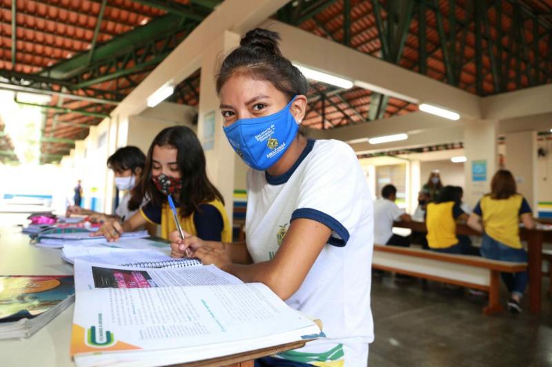 Seguem abertas as matrículas para novos alunos da EJA