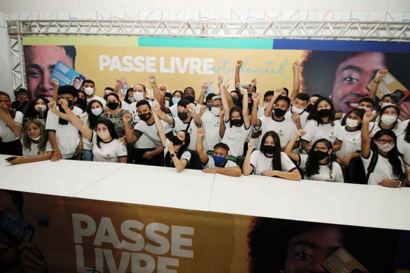 Passe Livre Estudantil começa a funcionar a partir desta segunda-feira (14/02) em Manaus