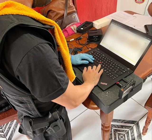 Polícia Federal investiga uso de grupos de aplicativo para compartilhar pornografia infantil no Amazonas 