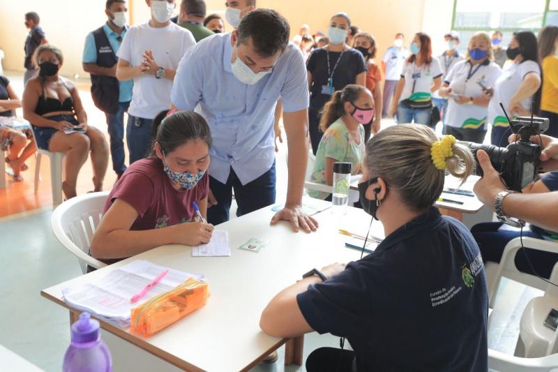 Balanço do Auxílio Estadual Permanente aponta 278.502 cartões entregues no Amazonas