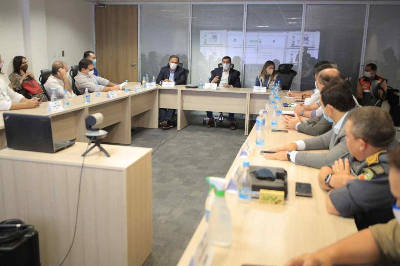 Amazonas zera internações em leitos de UCI e taxa de ocupação dos leitos clínicos e UTI Covid está abaixo de 20%