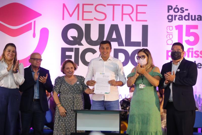 Wilson Lima lança edital de pós-graduação gratuita para 15 mil professores da rede pública do Amazonas