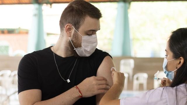 Manaus oferece 51 pontos de vacinação contra a Covid-19 nesta semana