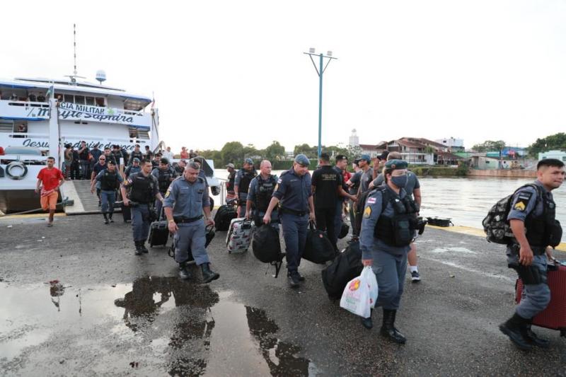 500 policiais militares desembarcaram em Parintins para reforçar segurança na semana do Festival 