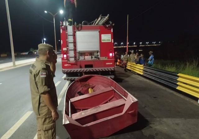 Adolescente morre afogado após mergulhar próximo à Ponte Rio Negro 