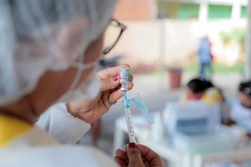 Parintins inicia vacinação contra Covid-19 em crianças de 3 e 4 anos