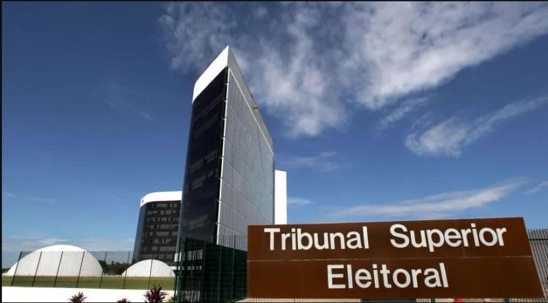 Candidatos iniciam campanha eleitoral nas ruas e internet nesta terça-feira (16/08)