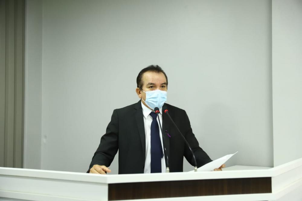 Vereador Massilon Cursino solicita junto ao TCE, curso sobre emenda parlamentar e transferência voluntária