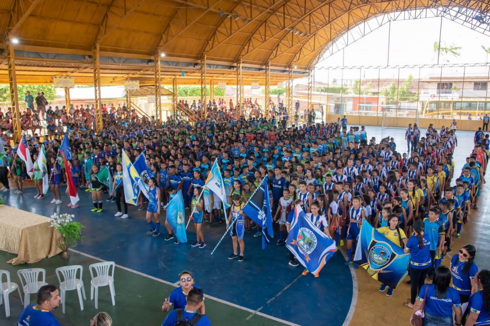 Em Nhamundá, Prefeitura dá início aos jogos escolares municipais 
