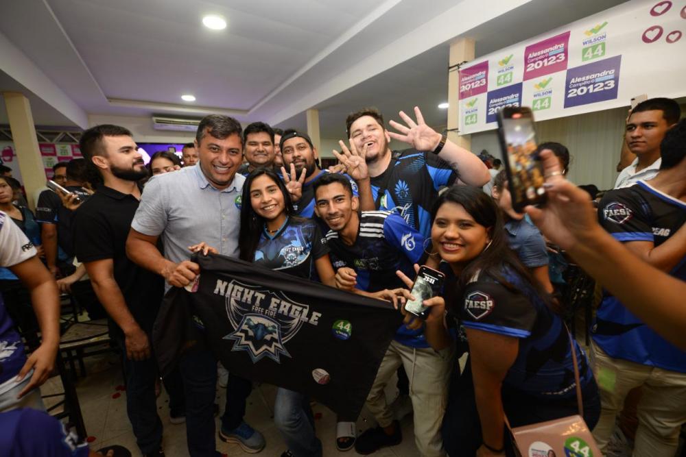 Wilson Lima recebe apoio de grupos de jogos eletrônicos e anuncia campeonato para 2023