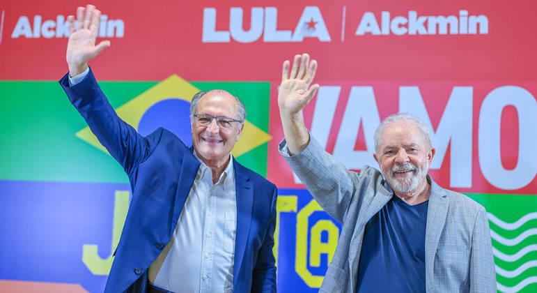 Equipes de Lula e Bolsonaro se encontram para início do processo de transição