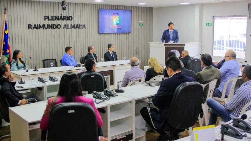 Câmara de Parintins inicia trabalhos legislativos de 2023 com mensagem do Poder Executivo Municipal