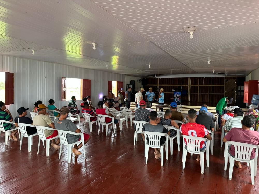 PARCERIA ENTRE IDAM E PREFEITURA DO CAREIRO DA VÁRZEA ASSEGURAM CADASTRAMENTO A PESCADORES PARA PESCA DE MAPARÁ.