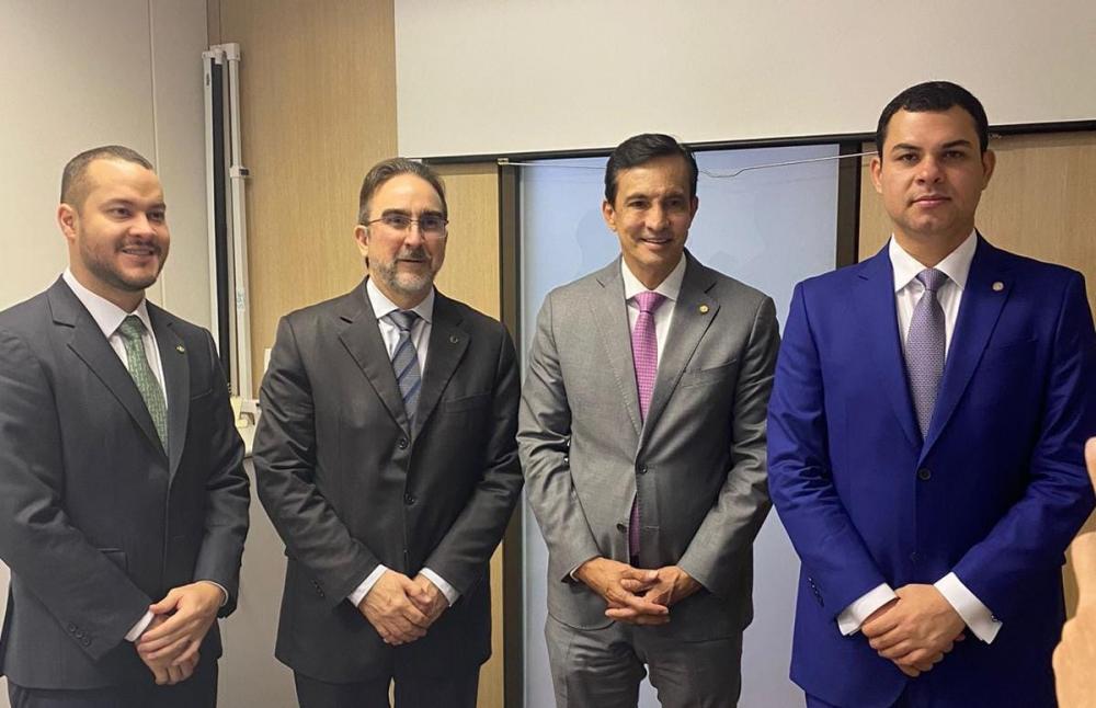 PRIMEIRO DESAFIO DO GT DA REFORMA TRIBUTÁRIA SERÁ UNIFICAR OS TEXTOS DAS PECs DA CÂMARA E SENADO, DIZ SAULLO VIANNA