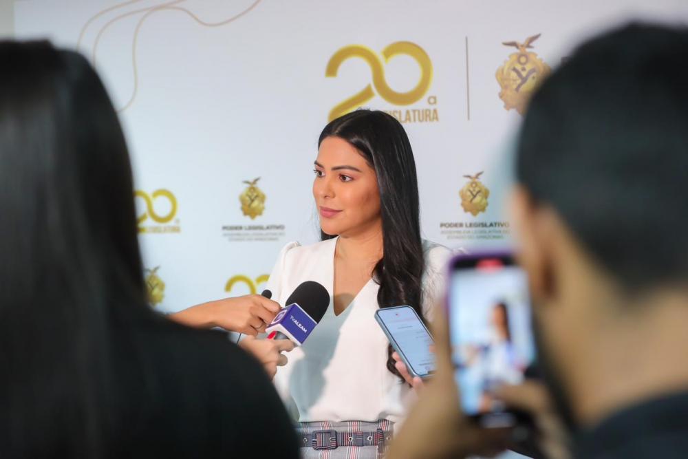 MAYRA DIAS SOLICITA ABRIGO PARA MULHERES VÍTIMAS DE VIOLÊNCIA QUE ESTEJA EM RISCO IMINENTE DE MORTE