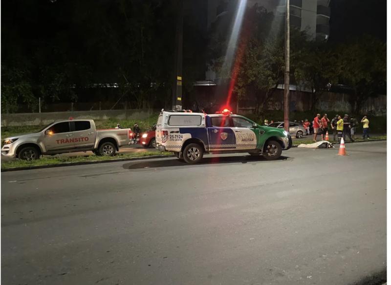 MAJOR DO EXÉRCITO MORREU AO TER MOTO ATINGIDA DE PROPÓSITO POR CARRO APÓS DISCUSSÃO, DIZ BOLETIM DE OCORRÊNCIA