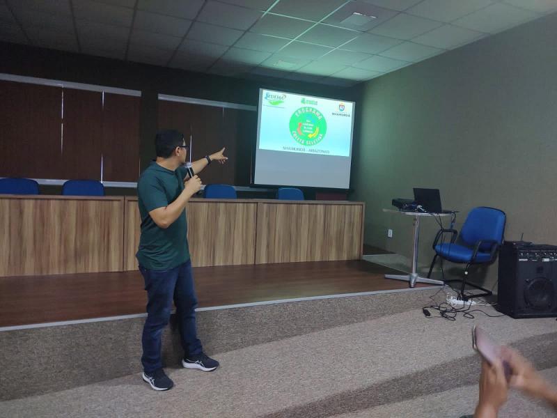 NHAMUNDÁ É DESTAQUE EM FÓRUM DE MEIO AMBIENTE NO AMAZONAS   