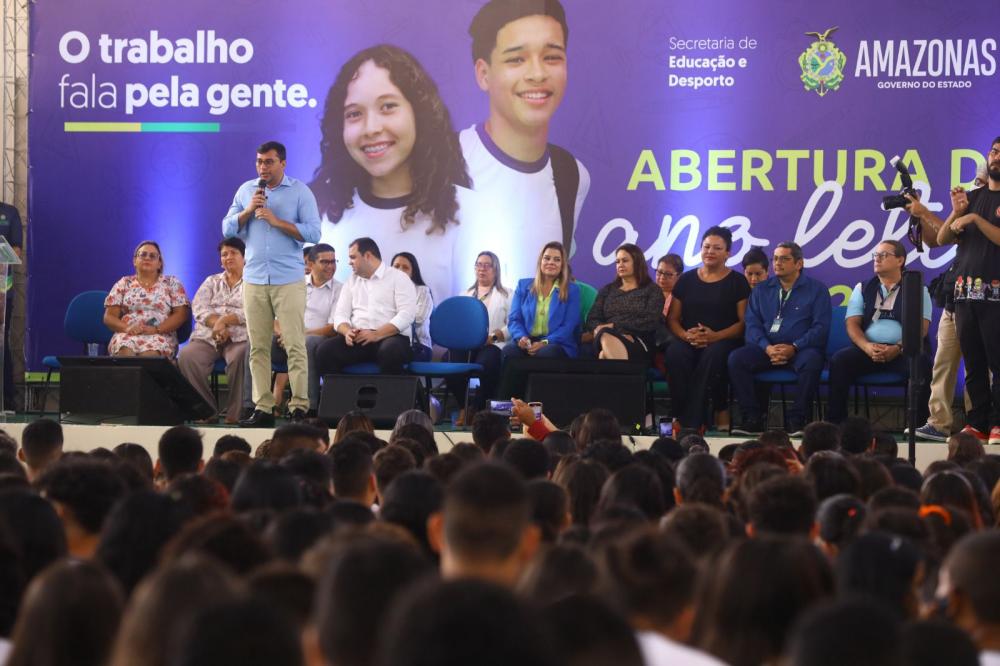 WILSON LIMA ANUNCIA CONVOCAÇÃO DE 299 APROVADOS NO CONCURSO DA SECRETARIA DE EDUCAÇÃO 