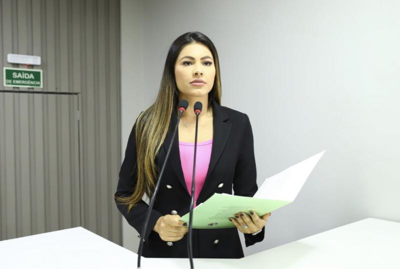 VEREADORA BRENA DIANNÁ CLAMA POR MELHORIAS NO SISTEMA DE ABASTECIMENTO DE ÁGUA DO MUNICÍPIO