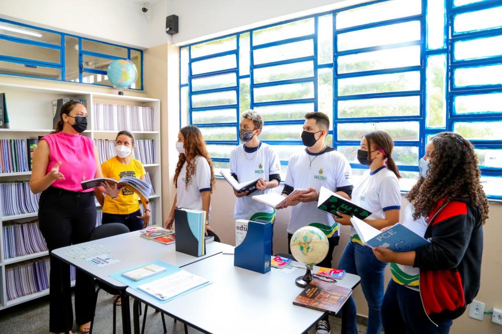 PROGRAMA CIÊNCIA NA ESCOLA DO GOVERNO DO AMAZONAS TEM NÚMERO RECORDE DE INSCRIÇÕES