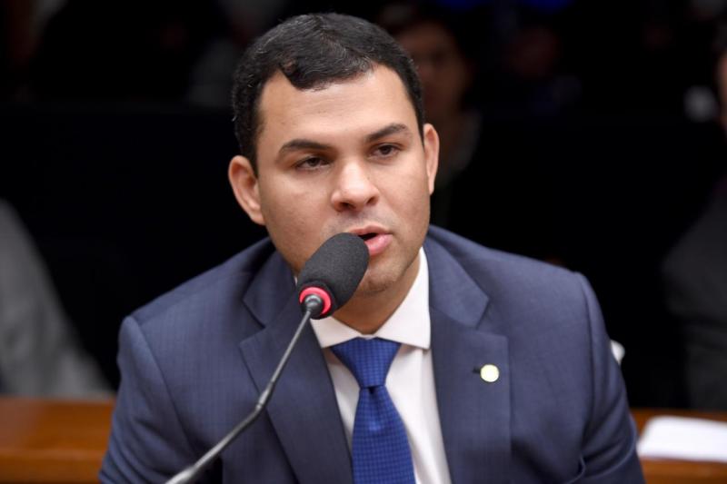 SAULLO VIANNA AFIRMA QUE DECISÃO FINAL SOBRE REFORMA TRIBUTÁRIA SERÁ POLÍTICA E DEFENDE TRATAMENTO DIFERENCIADO À ZFM
