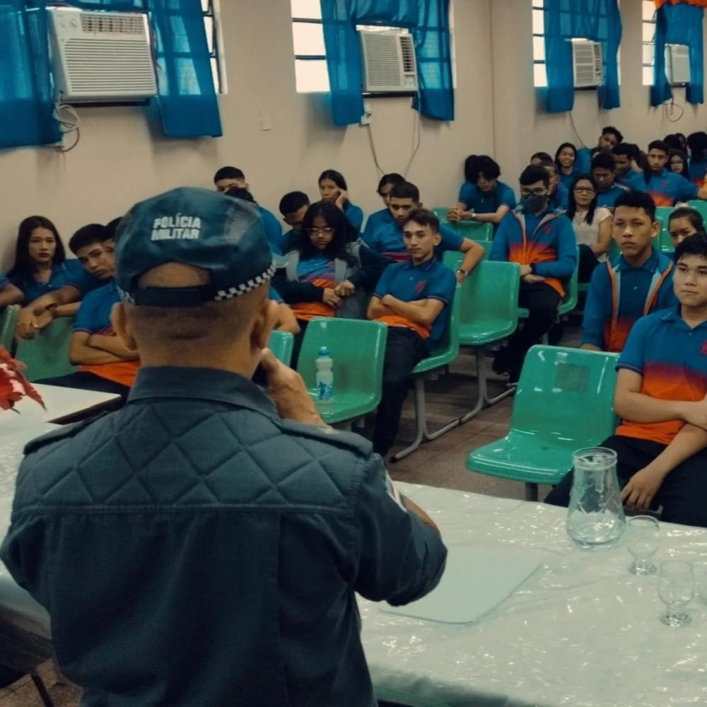 POLICIAIS MILITARES DO 11° BPM DÃO INÍCIO AO POLICIAMENTO OSTENSIVO RONDA ESCOLAR EM PARINTINS