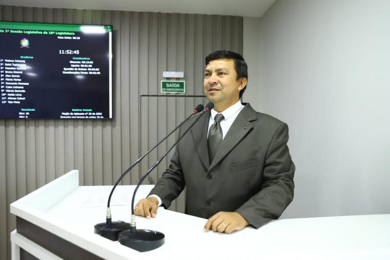 VEREADOR TELO PINTO ENALTECE SERVIÇOS VOLTADOS À AGROINDÚSTRIA, CULTURA E ASSISTÊNCIA SOCIAL 