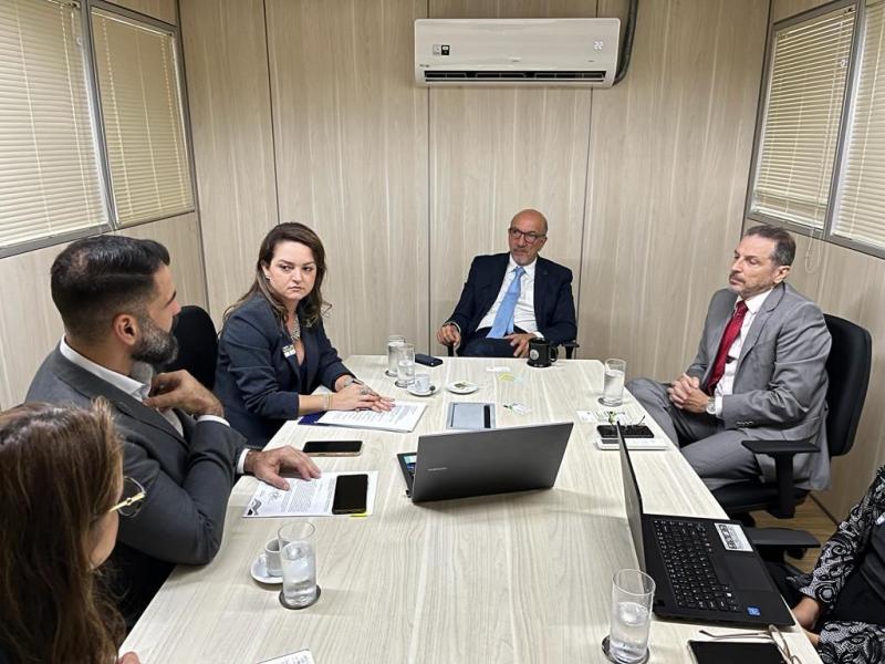 EM BRASÍLIA GOVERNO DO ESTADO DISCUTE AVANÇOS NO CAR JUNTO AO SERVIÇO FLORESTAL BRASILEIRO 