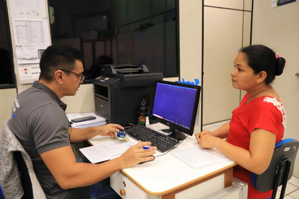COM O REAJUSTE DE 8%, AMPLITUDE SALARIAL DE DOCENTES EM INÍCIO E FINAL DE CARREIRA NO AM ULTRAPASSA R$ 10 MIL 