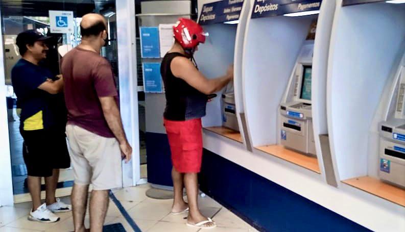 MARCIA BARANDA SOLICITA MANUTENÇÃO NOS CAIXAS ELETRÔNICOS E PROGRAMAÇÃO PARA EVITAR FALTA DE DINHEIRO NO PERÍODO DO FESTIVAL 