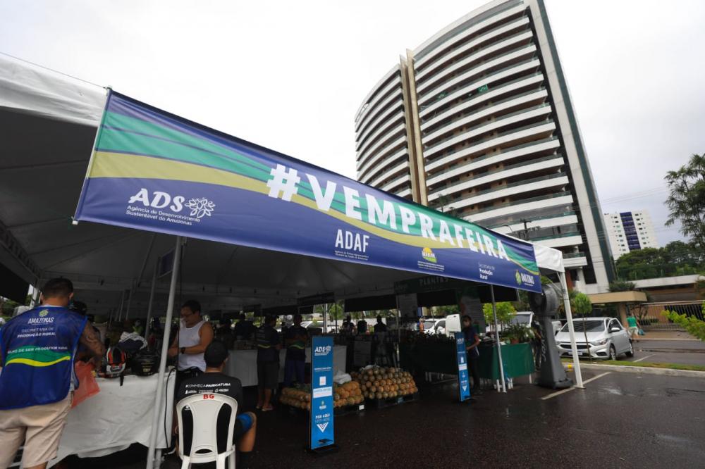 ADS PROMOVE EDIÇÃO ESPECIAL DA FEIRA DE PRODUTOS REGIONAIS, EM ALUSÃO AO DIA DOS PAIS