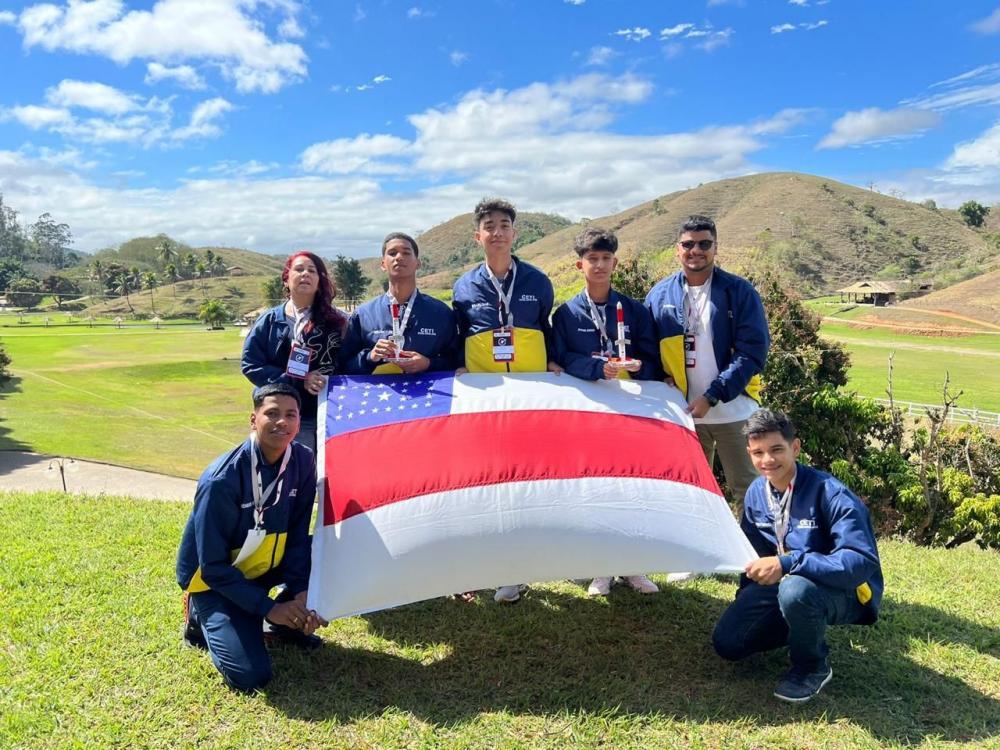 ALUNOS DA REDE ESTADUAL CONQUISTAM MEDALHAS DE OURO E PRATA NA MOSTRA BRASILEIRA DE FOGUETES 2023