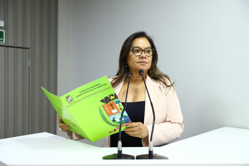 MARCIA BARANDA SOLICITA A CONSTRUÇÃO DE CENTRO DE REABILITAÇÃO PARA PESSOS COM DEFICIÊNCIA EM PARINTINS