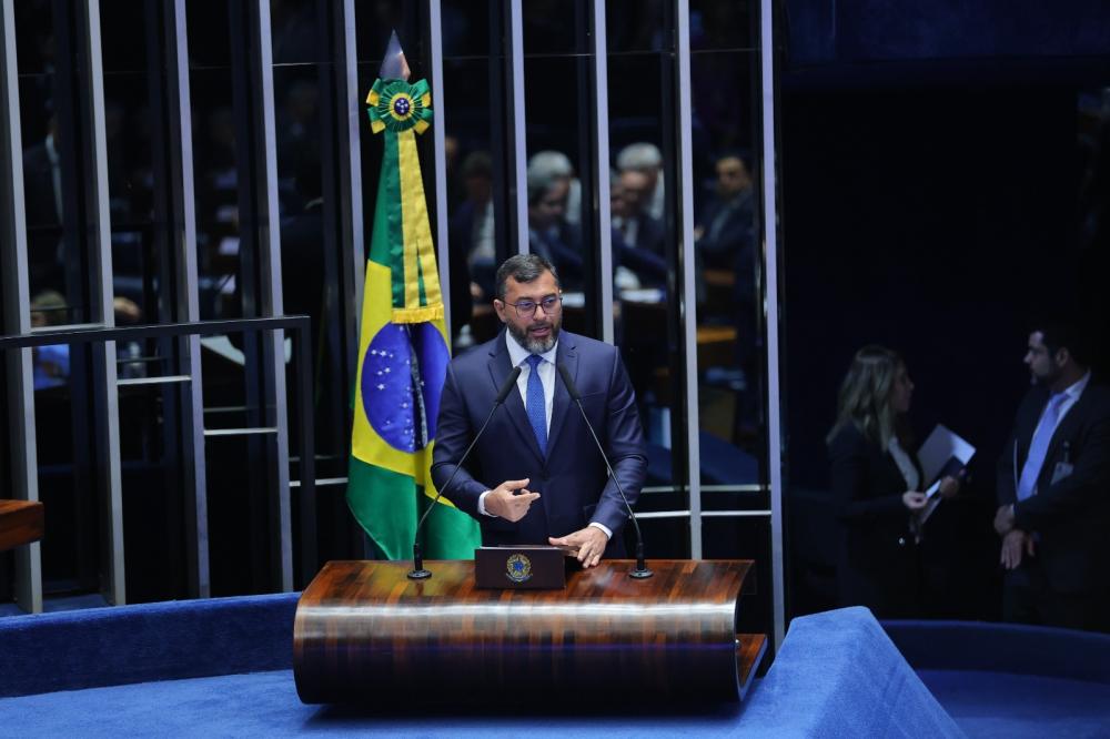 NO SENADO, WILSON LIMA DIZ QUE É NECESSÁRIO PROTEGER A ZONA FRANCA PARA PROTEGER A FLORESTA